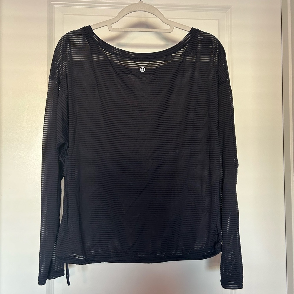 LULULEMON • Blue Stripe Mesh Athletic Top • M/L •
